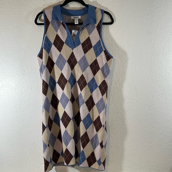 RSQ Argyle Diamond Short Sweater Dress Size 2XL Sleeveless Collar V-Neck NEW - Picture 3 of 12